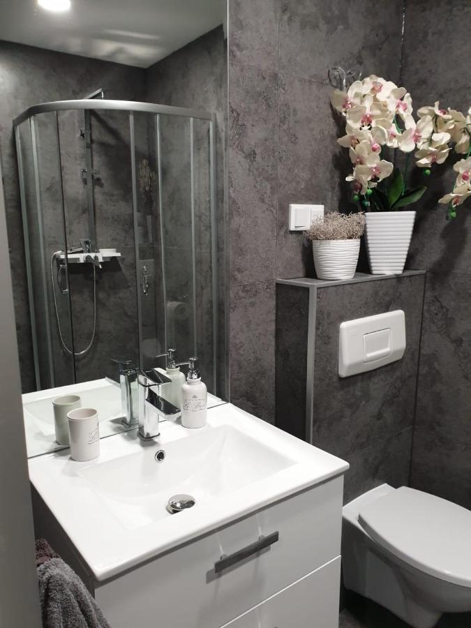 Sanktuarium Snu Apartments Glubczyce Esterno foto